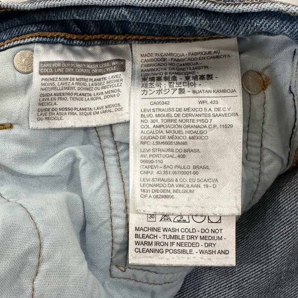 Levi's 501 Skinny Jeans (24W, 28L) - Picture 6 of 8